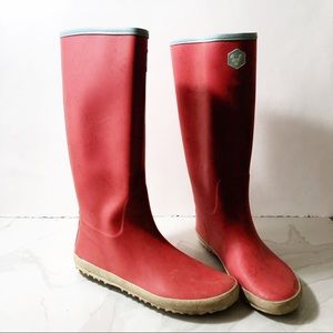 barefoot rubber boots
